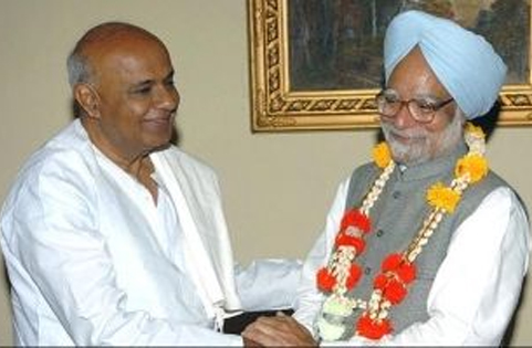 Manmohan Singh remembered for transforming India’s economic future, says Deve Gowda